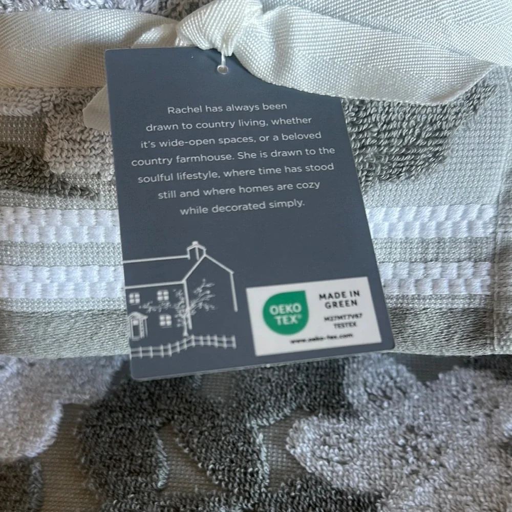 Rachel Ashwell Farmhouse Bath Towels Hand Towels Washcloths Gray Floral NEW